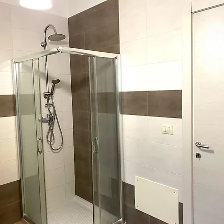 Delfis Bed and Breakfast 3*