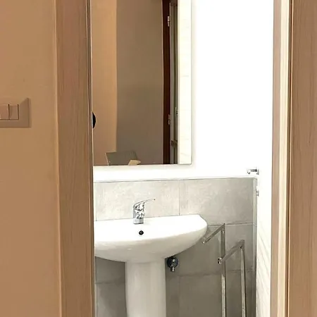 Delfis Bed and breakfast 3*