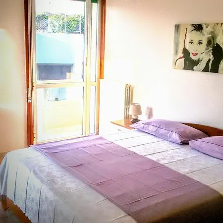 Delfis Bed & Breakfast